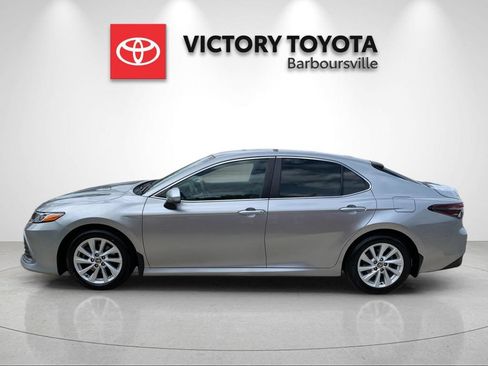 Used 2022 Toyota Camry LE FWD image 2