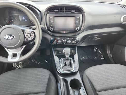 Used 2021 Kia Soul S FWD image 11