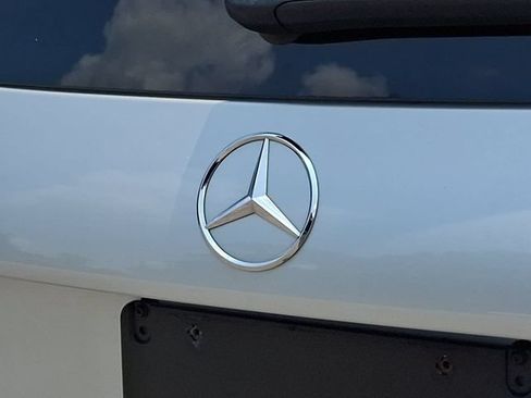 Used 2021 Mercedes-Benz GLB 250 4MATIC image 34