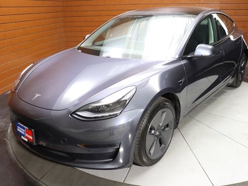 Used 2022 Tesla Model 3 Long Range AWD/4WD image 6