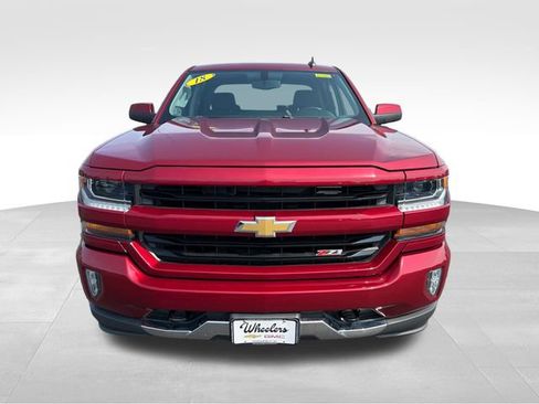 Used 2018 Chevrolet Silverado 1500 LT w/ All Star Edition AWD/4WD image 10