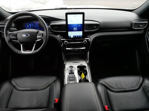 Used 2021 Ford Explorer ST w/ Equipment Group 401A image 10