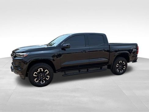 Used 2024 Chevrolet Colorado Z71 w/ Z71 Convenience Package 2 AWD/4WD image 5
