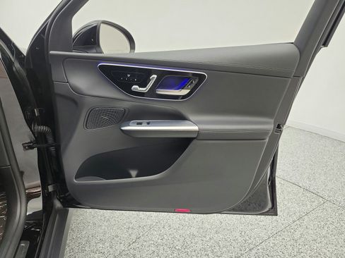 Used 2023 Mercedes-Benz GLC 300 image 20