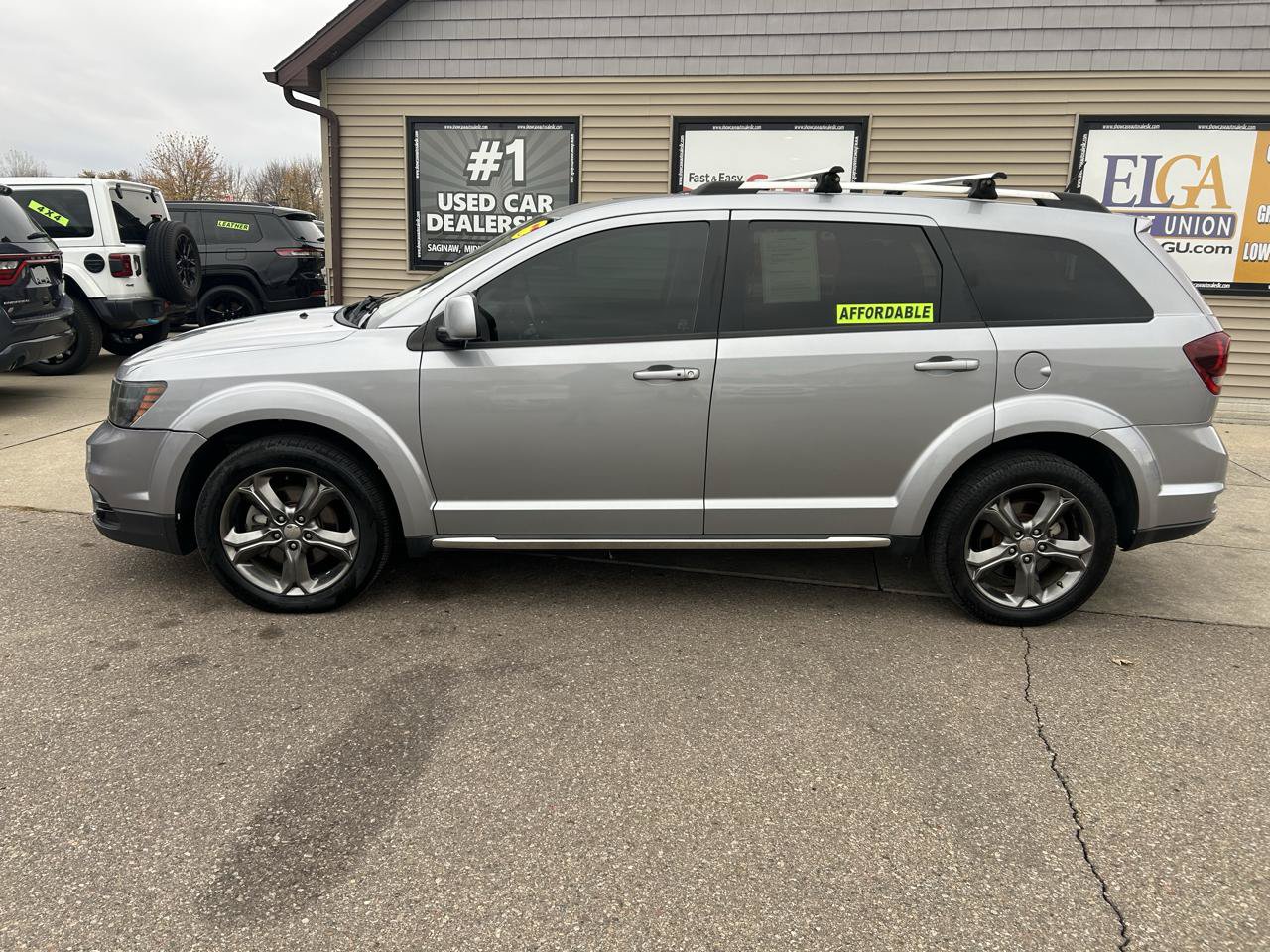Used 2015 Dodge Journey Crossroad w/ Flexible Seating Group FWD image 8