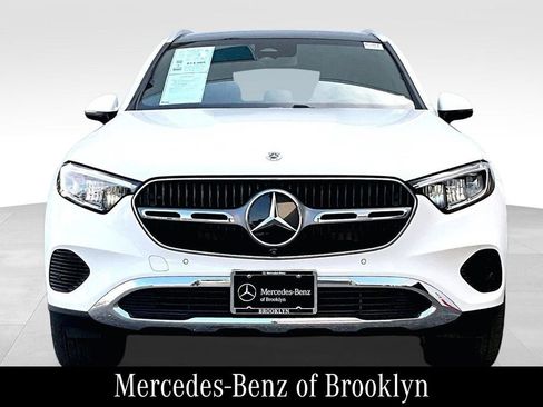 Certified 2025 Mercedes-Benz GLC 350e 4MATIC image 4