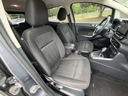 Certified 2019 Ford EcoSport SE w/ SE Convenience Package FWD image 28