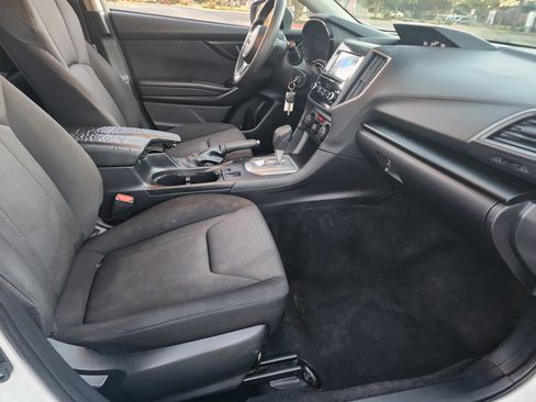 Used 2019 Subaru Impreza 2.0i image 13