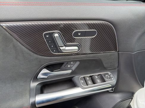 Used 2022 Mercedes-Benz GLA 250 4MATIC image 27