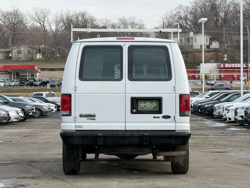 Used 2013 Ford E-250 and Econoline 250 w/ PWR Group RWD image 4