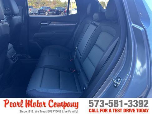 Used 2026 GMC Terrain AT4 w/ Convenience Package III image 21