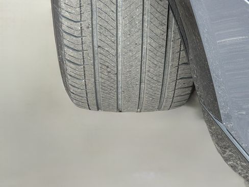 Used 2024 Cadillac Lyriq Sport AWD/4WD image 42