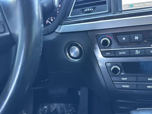 Used 2020 Genesis G80 3.8 RWD image 24