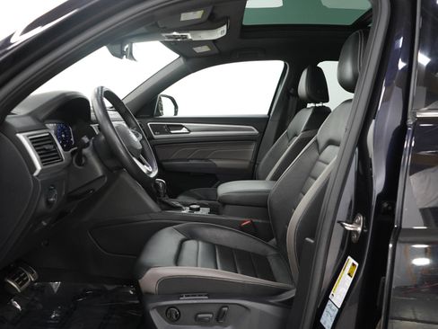 Used 2021 Volkswagen Atlas Cross Sport SEL Premium R-Line AWD/4WD image 23
