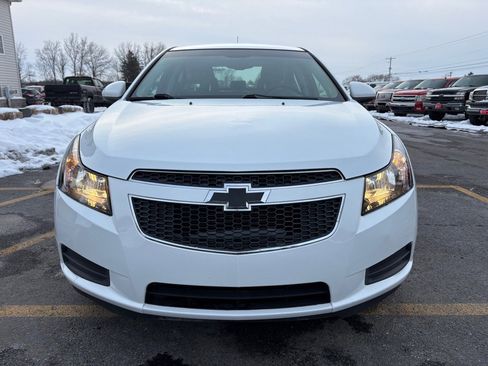 Used 2011 Chevrolet Cruze LT image 3