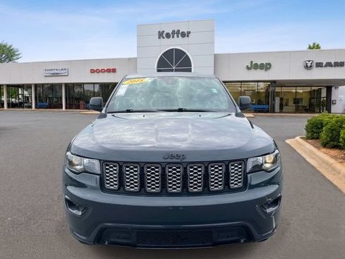 Certified 2018 Jeep Grand Cherokee Altitude AWD/4WD image 3