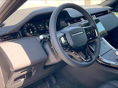 New 2026 Land Rover Range Rover Evoque S AWD/4WD image 12