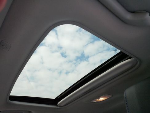 Certified 2019 Toyota Corolla XSE FWD image 30