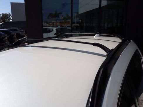 Used 2018 Nissan Rogue SV image 18