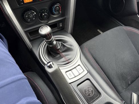 Used 2014 Scion FR-S image 10