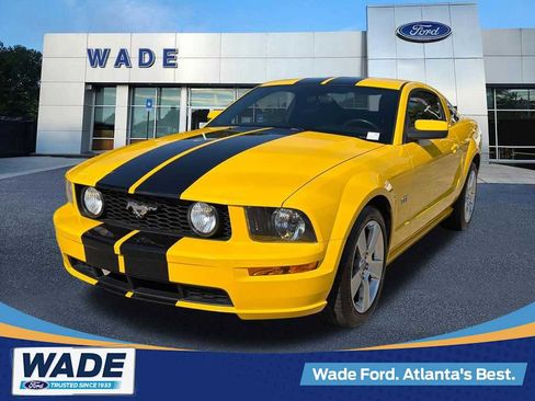 Used 2006 Ford Mustang GT RWD image 1