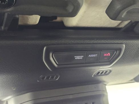 Used 2021 Jeep Wrangler Unlimited Sahara image 40