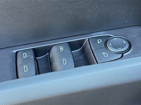 New 2025 GMC Canyon Elevation w/ Convenience Package image 12