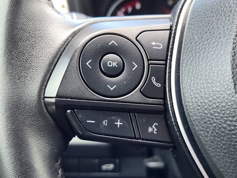 Used 2024 Toyota RAV4 XLE Premium FWD image 22