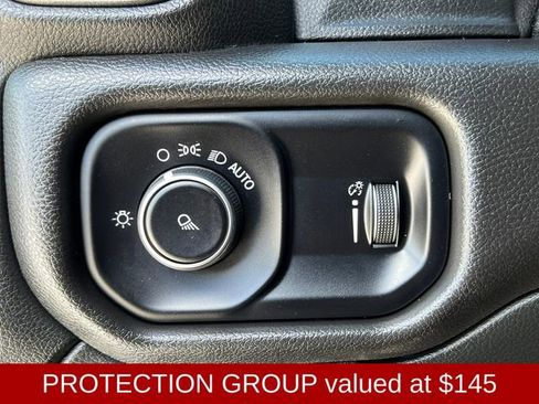 Used 2022 RAM 2500 Tradesman image 21