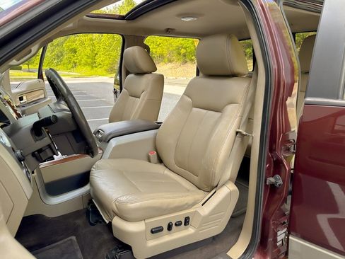 Used 2010 Ford F150 Lariat AWD/4WD image 15
