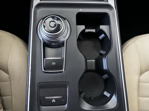 Used 2022 Ford Edge SE AWD/4WD image 17