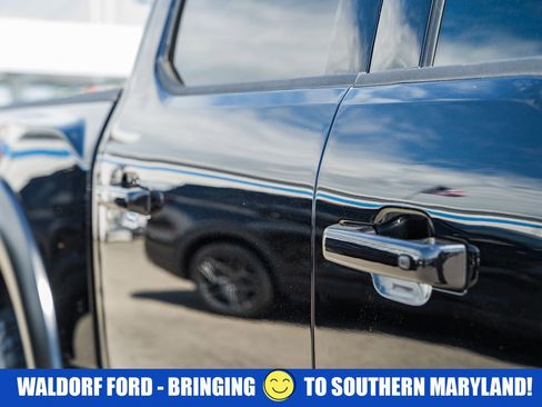 Used 2025 Ford F150 Raptor AWD/4WD image 17