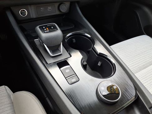 Certified 2023 Nissan Rogue SV image 21