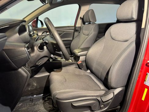 Used 2019 Hyundai Santa Fe SE AWD/4WD image 9