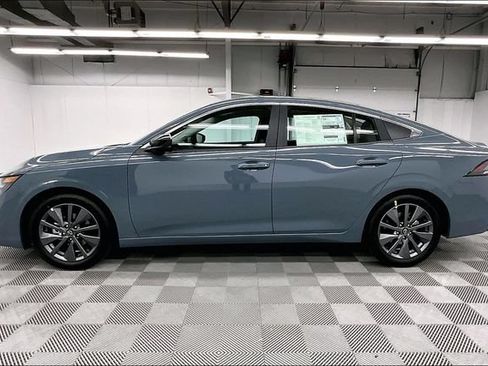 New 2026 Nissan Sentra SL w/ Floor Mat Package FWD image 18