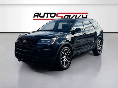 Used 2018 Ford Explorer Sport w/ Equipment Group 401A image 3