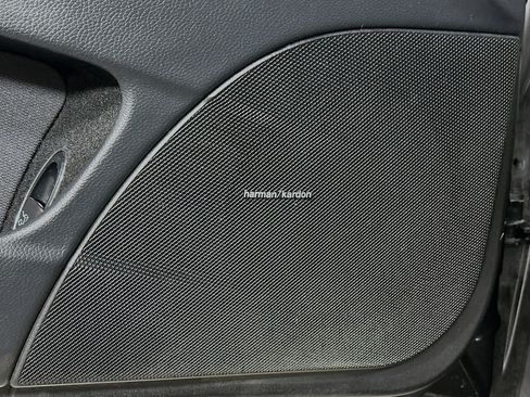 Used 2006 Mercedes-Benz CLS 500 image 17