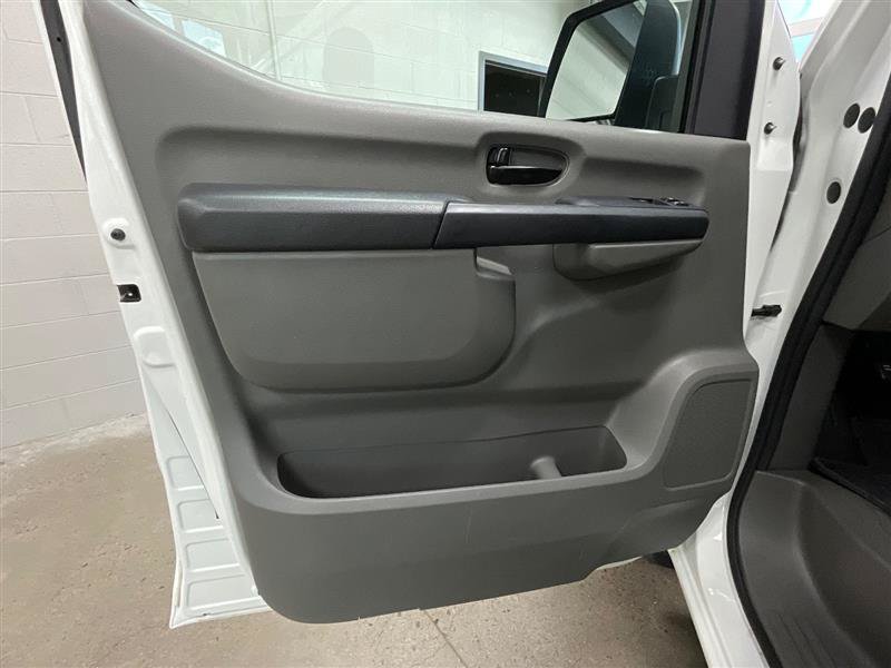 Used 2020 Nissan NV 2500 S RWD image 9