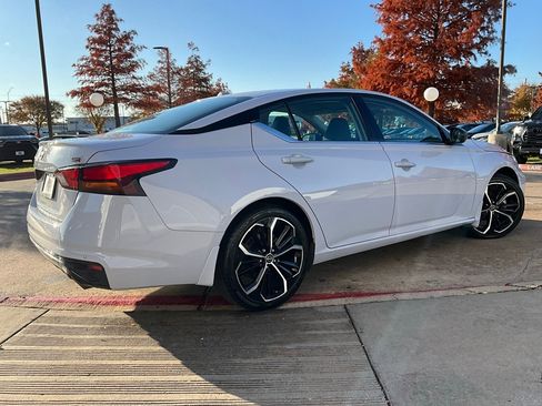 Used 2025 Nissan Altima 2.5 SR image 6
