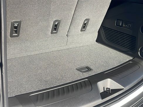 New 2026 GMC Yukon Elevation image 22