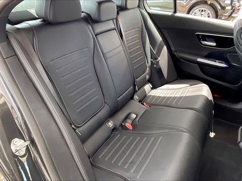 Used 2023 Mercedes-Benz C 300 Sedan image 18