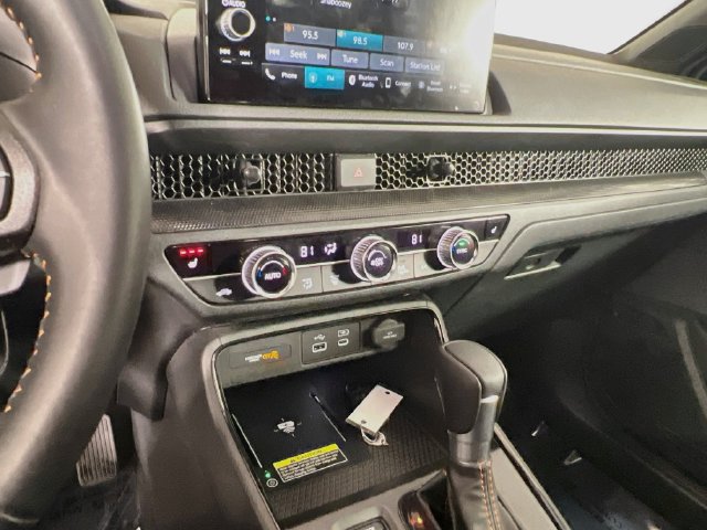 Certified 2025 Honda CR-V Sport-L image 10