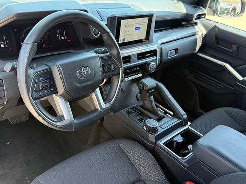 Used 2026 Toyota 4Runner SR5 AWD/4WD image 10