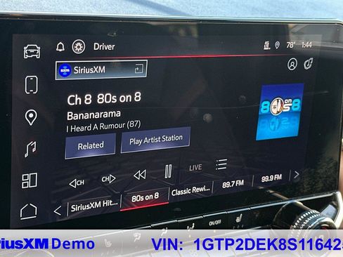 Used 2025 GMC Canyon AT4 image 34