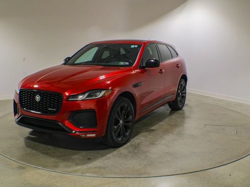 Used 2024 Jaguar F-PACE R-Dynamic S AWD/4WD image 1