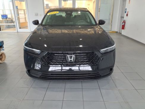 Certified 2023 Honda Accord EX image 2