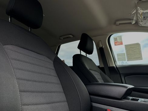 New 2024 Ford Edge SE w/ Black Appearance Package image 15