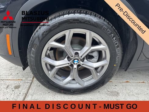 Used 2023 BMW X3 xDrive30i w/ Convenience Package AWD/4WD image 16