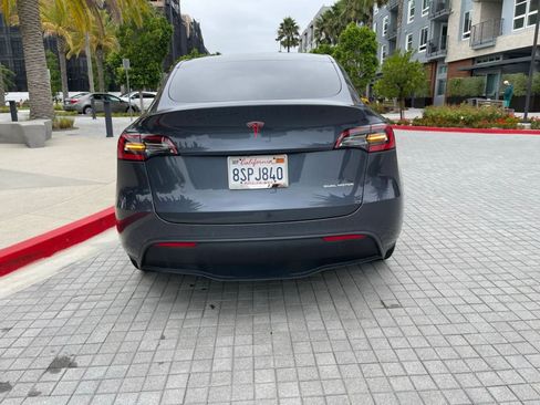 Used 2024 Tesla Model Y Long Range RWD image 6