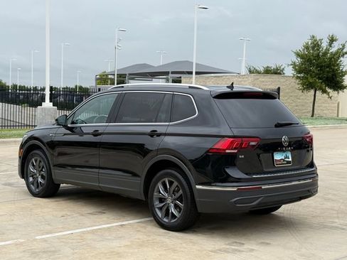 Used 2023 Volkswagen Tiguan SE FWD image 7